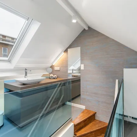 Coqoon 0202 * De Haan